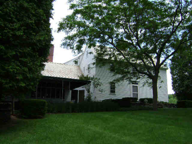 Building photograph for 620 CARMEL HILL RD N